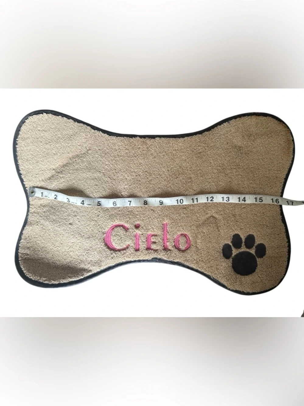 Pet Placement, Pet Mat, Dog mat with name “Cielo”.